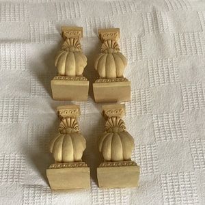 Decorative sconce set